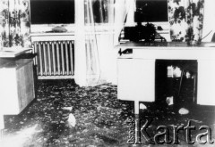 25.06.1976, Radom. 
Wydarzenia radomskie - czerwiec 1976. Zniszczone wnętrza budynku KW PZPR.
Fot. NN, zbiory Ośrodka KARTA [sygn. OK 010624]

