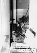 25.06.1976, Radom. 
Wydarzenia radomskie - czerwiec 1976. Zdemolowane wnętrza w budynku KW PZPR - magazyn bufetu.
Fot. NN, zbiory Ośrodka KARTA
