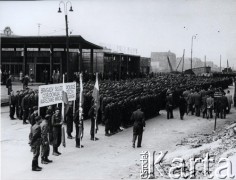 4.05.1948, Warszawa, Polska.
Odbudowa Warszawy - junacy z organizacji 