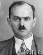 1936-1938, ZSRR.
M.J. Gajkis (Hajkis), rozstrzelany w czasie Wielkiej Czystki, portret więzienny.
Fot. zbiory Ośrodka KARTA.
 
