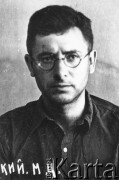 1936-1938, ZSRR.
Michał Burakowski, rozstrzelany w czasie Wielkiej Czystki, portret więzienny.
Fot. zbiory Ośrodka KARTA.
 
