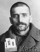 1936-1938, ZSRR.
S.W. Bogucki, rozstrzelany w czasie Wielkiej Czystki, portret więzienny.
Fot. zbiory Ośrodka KARTA.
 
