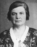 1937, ZSRR.
 Barbara Budkiewicz, rozstrzelana 21 sierpnia 1937 w czasie Wielkiej Czystki, portret więzienny.
 Fot. zbiory Ośrodka KARTA.
   
