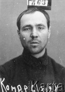 1936-1938, ZSRR.
G.K. Dubicz, rozstrzelany w czasie Wielkiej Czystki, portret więzienny.
Fot. zbiory Ośrodka KARTA.
 
