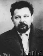 1936-1937, ZSRR.
 Tomasz Dąbal, żołnierz Legionów, poseł na sejm w latach 1919-21, w 1921 skazany na sześć lat więzienia za agitację antywojenną. W 1923 w ramach wymiany więźniów politycznych przybył do ZSRR. Od 1928 zastępca przewodniczącego Międzynarodówki Chłopskiej. Założyciel i redaktor naczelny 