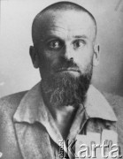 1933-1934, ZSRR.
Stefan Czeszejko-Sochacki, członek WKP(b), aresztowany w sierpniu 1933 r., rozstrzelany 1 czerwca 1934; portret więzienny.
Fot. zbiory Ośrodka KARTA.
 
