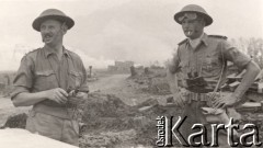 Maj 1944, Cassino, Włochy.
Bitwa pod Monte Cassino. Dwaj oficerowie 2 Korpusu Polskiego, major Kenneth Bols.
Fot. NN, zbiory Instytutu Józefa Piłsudskiego w Londynie
