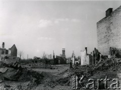 19.04.1940, Garwolin.
Zabudowania zniszczone działaniami wojennymi. 
Fot. F. Krabicka, zbiory Ośrodka KARTA, udostępniła Agata Bujnowska