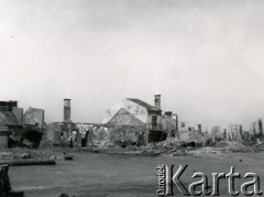 19.04.1940, Kurów. 
Zniszczone bombardowaniami miasto.
Fot. F. Krabicka, zbiory Ośrodka KARTA, udostępniła Agata Bujnowska