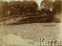 1916, Nowy Dwór, Polska.
Most na rzece.
Fot. NN, zbiory Ośrodka KARTA, udostępniła Barbara Krzystek