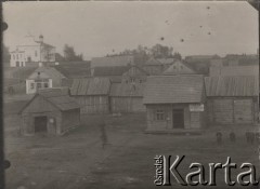 1920-1939, Stołpce, woj. Nowogródek, Polska.
Budy targowe na rynku w Stołpcach, z prawej 