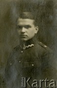 7.03.1921, Polska.
Fotografia ofiarowana Władysławowi Grocholi. Oryginalny podpis: 