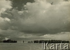 1941, El Amiriya koło Aleksandrii, Egipt.
Żołnierze Samodzielnej Brygady Strzelców Karpackich na terenie bazy wojskowej w trakcie mszy polowej.
Fot. NN, zbiory Ośrodka KARTA, przekazała Wiesława Grochola