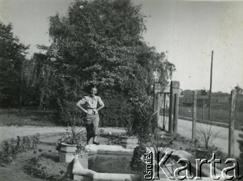 1941-1944, brak miejsca.
Nieznana kobieta.
Fot. NN, zbiory Ośrodka KARTA, przekazała Wiesława Grochola