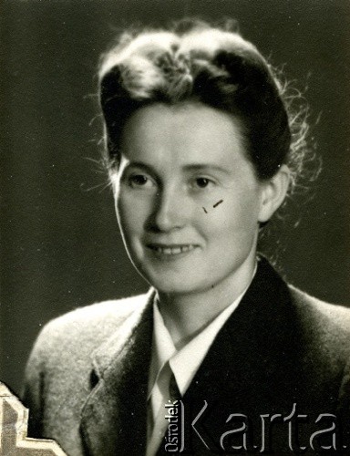 1946, Kair.
Portret Hanny Guziorskiej.
Fot. NN, zbiór Ośrodka KARTA, przekazała Wiesława Grochola