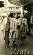Czerwiec-sierpień 1940, Belgrad, Serbia.
Od prawej: Roman Guziorski ze swoją późniejszą małżonką Hanną. Na odwrocie napis: 