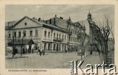 Przed 1939, Stanisławów, Polska.
Ulica Sobieskiego.
Fot. NN, zbiory Ośrodka KARTA, przekazała Janina Kuszell