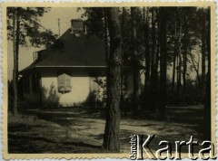 1936-1939, Świder koło Otwocka, Polska.
Posiadłość rodziny Mieszkowskich.
Fot. NN, zbiory Ośrodka KARTA, udostępnił Emil Mieszkowski