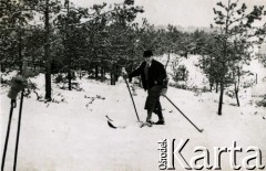 1941, Polska.
Wacław Mieszkowski na nartach.
Fot. NN, zbiory Ośrodka KARTA, udostępnił Emil Mieszkowski