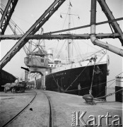 08.1936, prawdopodobnie Konstanca, Rumunia.
Port i urządzenia portowe, polski statek 