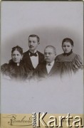 1872-1897, Warszawa, Polska pod zaborem rosyjskim.
Rodzina Strzałeckich. Dedykacja na odwrocie: 