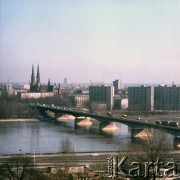 1971-1973, Warszawa, Polska.
Most Śląsko-Dąbrowski, w głębi panorama Pragi Północ.
Fot. Lubomir T. Winnik, zbiory Ośrodka KARTA