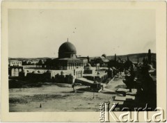 1943, Jerozolima, Brytyjski Mandat Palestyny.
Kopuła na Skale - muzułmańskie sanktuarium położone na Wzgórzu Świątynnym w Jerozolimie.
Fot. NN, zbiory Ośrodka KARTA, przekazała Anna Masewicz.