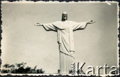 Prawdopodobnie przed 1939, Rio de Janeiro, Brazylia.
Pomnik Chrystusa Odkupiciela na górze Corcovado.
Fot. NN, kolekcja Wacława Urbanowicza, zbiory Ośrodka KARTA
