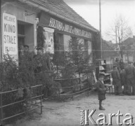 2.04.1950, Bojadła, woj. zielonogórskie, Polska.
Otwarcie pierwszego w Polsce kina wiejskiego, które otrzymało nazwę 