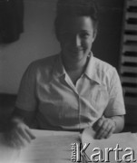 Po 1946, Warszawa, Polska.
Barbara Olszewska, dziennikarka z redakcji 