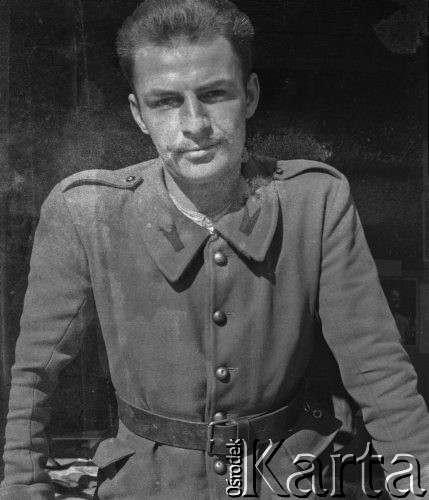 1940, Moospinte, Szwajcaria.
Internowany żołnierz 2. Dywizji Strzelców Pieszych Andrzej Prószyński.
Fot. Jerzy Konrad Maciejewski, zbiory Ośrodka KARTA