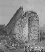1946 Lille, Francja.
Fragment murów obronnych.
Fot. Jerzy Konrad Maciejewski, zbiory Ośrodka KARTA
