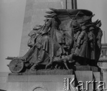 1946, Bruksela, Belgia.
Pomnik wojenny znajdujący się przy Placu Poelaert. 
Fot. Jerzy Konrad Maciejewski, zbiory Ośrodka KARTA