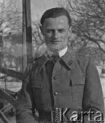 1940-1941, Münchenbuchsee, Szwajcaria.
Internowany kpr. Leon Wroński z 2. Dywizji Strzelców Pieszych.
Fot. Jerzy Konrad Maciejewski, zbiory Ośrodka KARTA