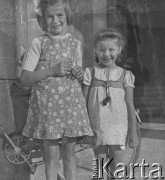 1940-1941, Münchenbuchsee, Szwajcaria.
Szwajcarskie dzieci.
Fot. Jerzy Konrad Maciejewski, zbiory Ośrodka KARTA