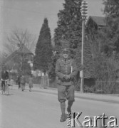 1940-1941, Münchenbuchsee, Szwajcaria.
Internowany sierż. Jerzy Konrad Maciejewski. W czasie przymusowego pobytu w Szwajcarii, wydawał gazetę dla internowanych żołnierzy 