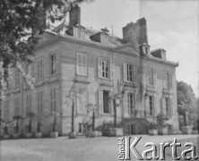 Czerwiec 1940, Charmes-en-l'Angle, Francja.
XIX-wieczny zabytkowy pałac.
Fot. Jerzy Konrad Maciejewski, zbiory Ośrodka KARTA