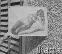 1943-1945, Baden, Szwajcaria.
Akt narysowany przez internowanego żołnierza-malarza z 2. Dywizji Strzelców Pieszych pchor. Jana Fortunę.
Fot. Jerzy Konrad Maciejewski, zbiory Ośrodka KARTA