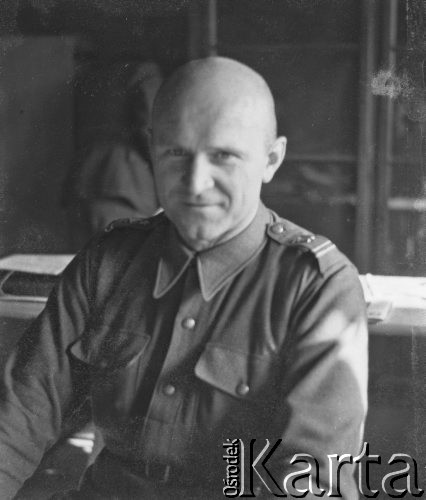 1943-1945, Baden, Szwajcaria.
Żołnierz z 2. Dywizji Strzelców Pieszych płk Juliusz Filipkowski.
Fot. Jerzy Konrad Maciejewski, zbiory Ośrodka KARTA