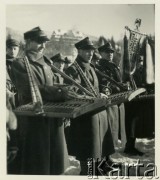 11-14.02.1937, Polska.
Orkiestra wojskowa gra podczas IV marszu zimowego 