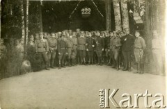 1914, Imperium Rosyjskie.
Zdjęcie grupowe żołnierzy 222 Kraśnińskiego Pułku Piechoty, wchodzącego w skład 56 Dywizji Piechoty Imperium Rosyjskiego.
Fot. NN, zbiory Ośrodka KARTA, przekazał Jan Rychter.