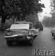 14.05.1972, Berlin, Niemiecka Republika Ludowa (NRD).
Zniszczony samochód.
Fot. Maciej Jasiecki, zbiory Ośrodka KARTA