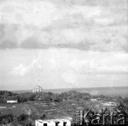 Lata 70., Szczecin, Polska.
Wieża Bismarcka, inaczej Wieża Gocławska, na Zielonym Wzgórzu na osiedlu Gocław.
Fot. Maciej Jasiecki, zbiory Ośrodka KARTA