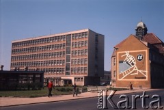 Lata 70., Szczecin, Polska.
Budynki przy ulicy Lutyków; w głębi widać ratusz.
Fot. Maciej Jasiecki, zbiory Ośrodka KARTA