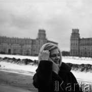 1966, Moskwa, ZSRR.
Kobieta na Placu Gagarina.
Fot. Maciej Jasiecki, zbiory Ośrodka KARTA