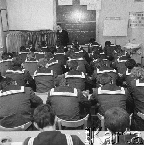 Lata 70., Szczecin, Polska.
Studenci Wyższej Szkoły Morskiej.
Fot. Maciej Jasiecki, Fundacja Ośrodka KARTA