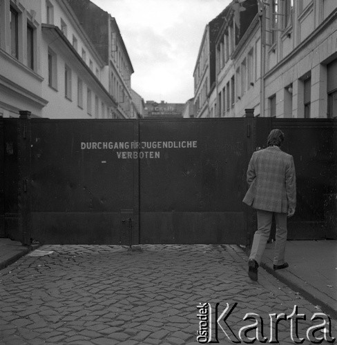 1972, Hamburg, Republika Federalna Niemiec.
Napis: 