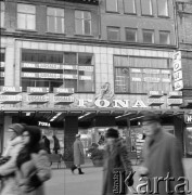 1972, Kopenhaga, Dania.
Przechodnie. Zdjęcie zrobione w czasie rejsu MS Jedność Robotnicza.
Fot. Maciej Jasiecki, zbiory Ośrodka KARTA