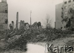 Po 1.09.1939, Warszawa, Polska.
Miasto w ruinach.
Fot. NN, zbiory Ośrodka KARTA, udostępnił Roman Trojanowicz