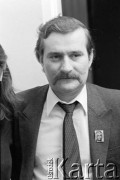 1981, Gdańsk - Zaspa, Polska.
Lech Wałęsa w swoim mieszkaniu.
Fot. Tomasz Tomaszewski, zbiory Ośrodka KARTA